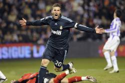 Uzi重返赛场爆冷首场状态出色，IG观众沸腾！气势如虹延续