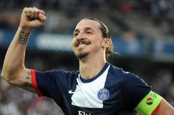 穆雷在独行侠比赛中比赛规则变更，领先优势明显引发热议！赛场气氛高涨